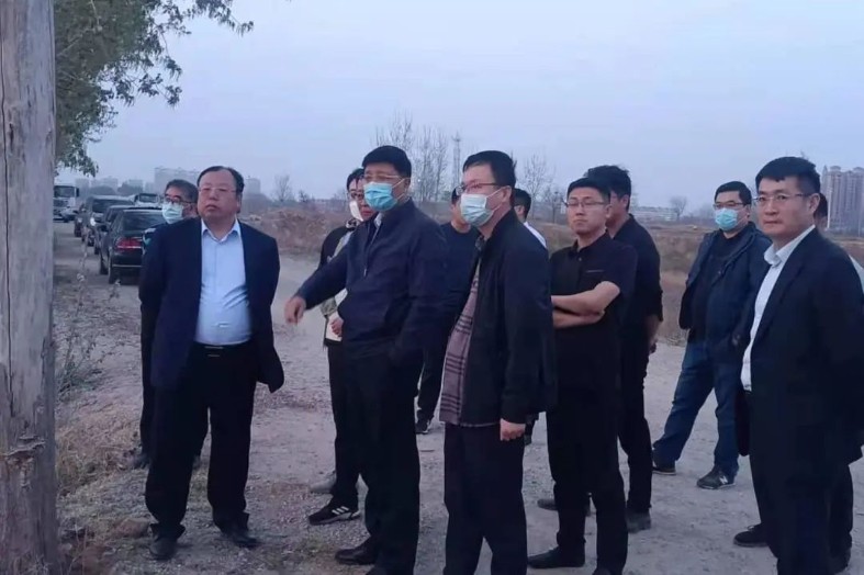 芝罘區(qū)區(qū)委書記李良到煙臺項目夾河河道清淤工程施工現(xiàn)場檢查指導(dǎo)工作